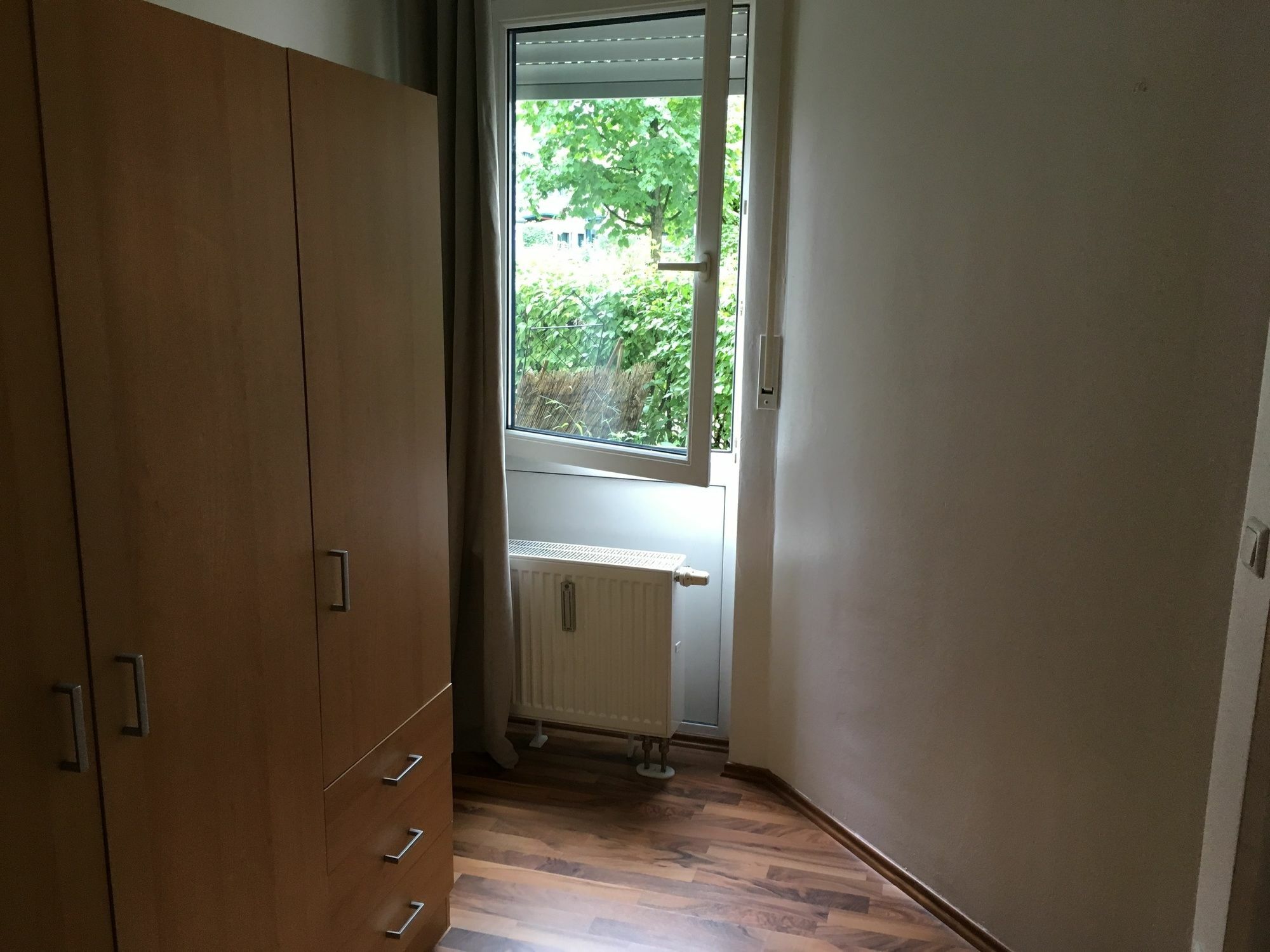 Апартаменты Kn Kahtan Boarding House Мюнхен Экстерьер фото